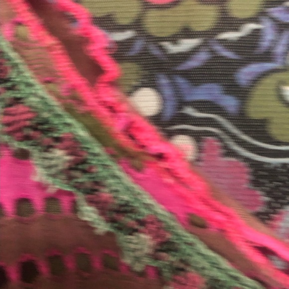 Liv Collection knit Blouse size small - Picture 4 of 7